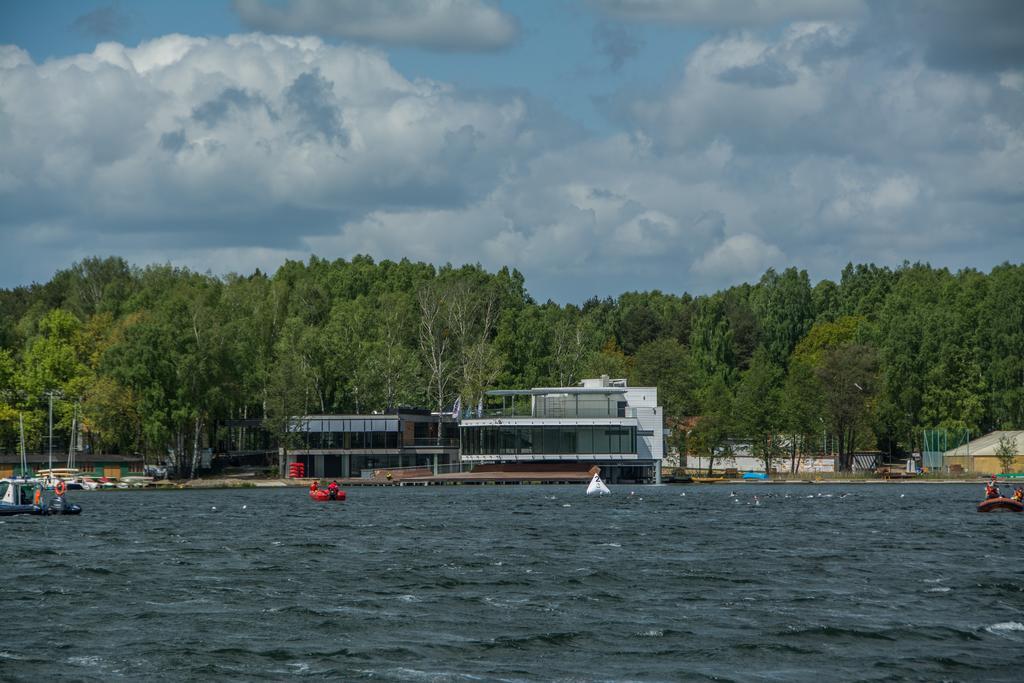 オルシュティンOlsztyn-Grazynaアパートメント エクステリア 写真